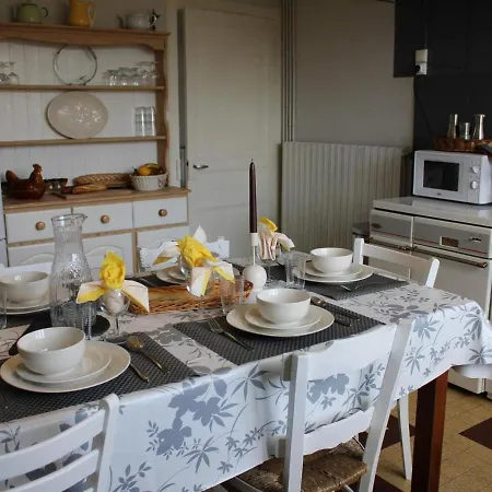 Saint-quentin-sur-charente, 4 Pieces, 6 Personnes - Fr-1-653-13 Ferienhaus *