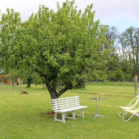 Saint-quentin-sur-charente, 4 Pieces, 6 Personnes - Fr-1-653-13 Ferienhaus Saint-Quentin-sur-Charente