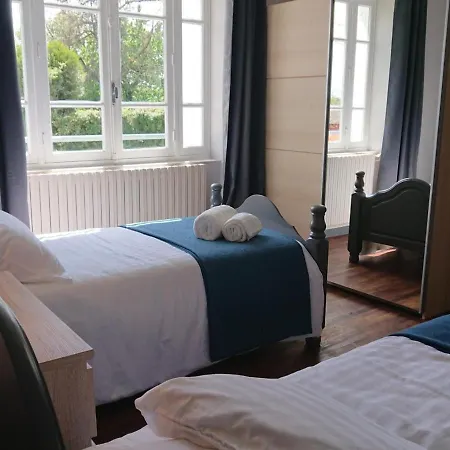 Ferienhaus Saint-quentin-sur-charente, 4 Pieces, 6 Personnes - Fr-1-653-13