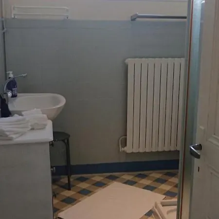 Saint-quentin-sur-charente, 4 Pieces, 6 Personnes - Fr-1-653-13 Ferienhaus *